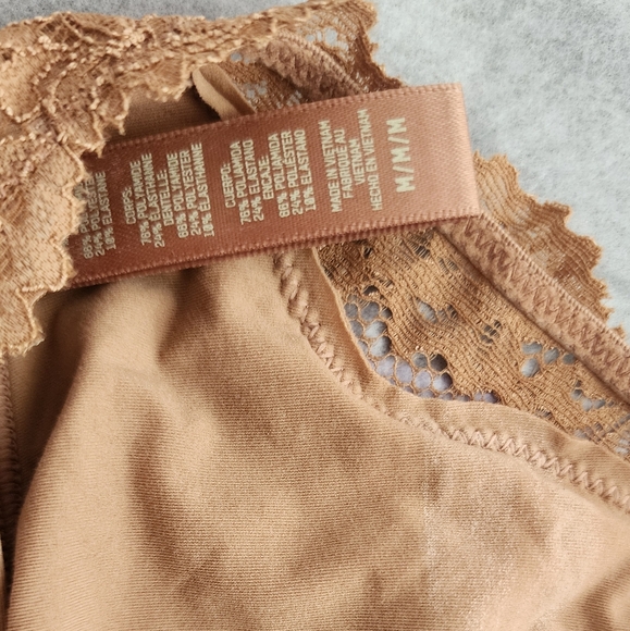 Skims bralette Size M new - Picture 3 of 3